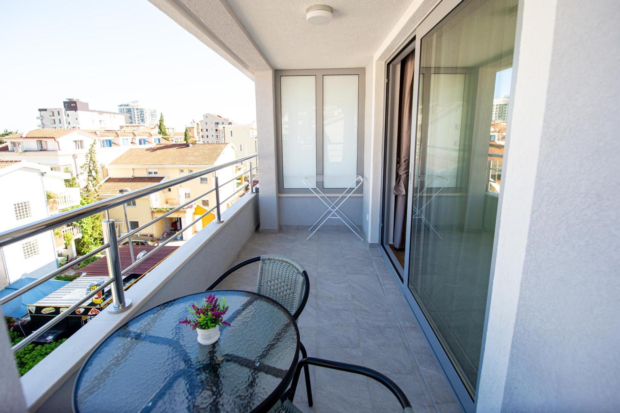 Apartments Sirena Budva Exterior photo