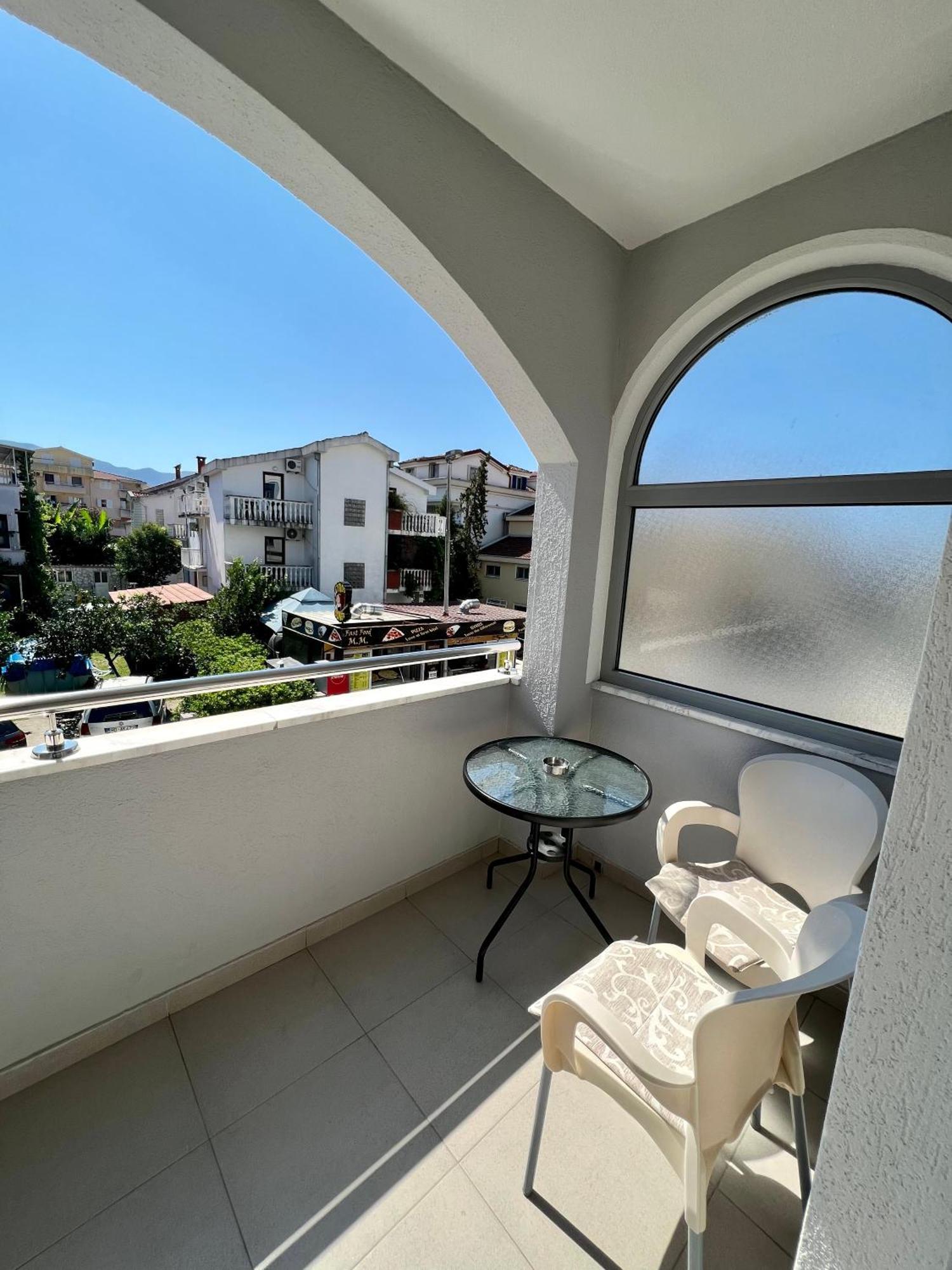 Apartments Sirena Budva Exterior photo